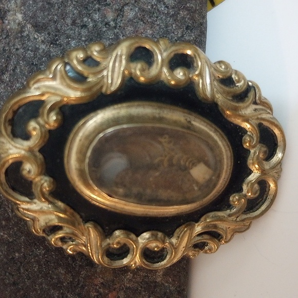 Antique Victorian hair art mourning brooch pendant gold filled scroll brooch - Picture 9 of 13